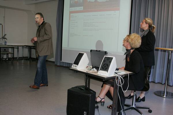 Fachschule, Webprojekte, Pr�sentation,Dietrich Bonhoeffer Berufskolleg, DBB,  2005