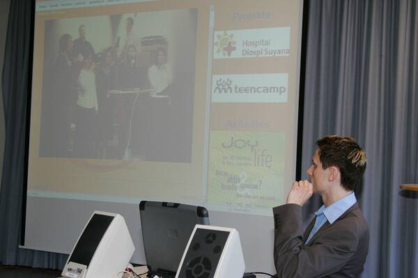 Fachschule, Webprojekte, Pr�sentation,Dietrich Bonhoeffer Berufskolleg, DBB,  2005